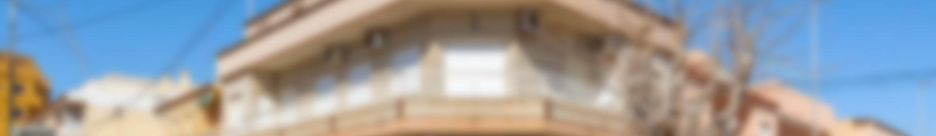 3 slaapkamer Gezinswoning Te koop