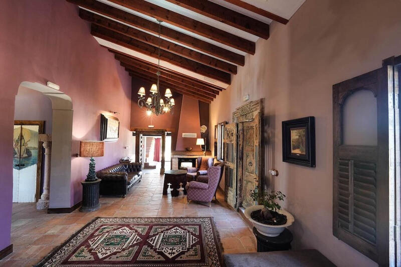 4 Schlafzimmer Landhaus zu verkaufen