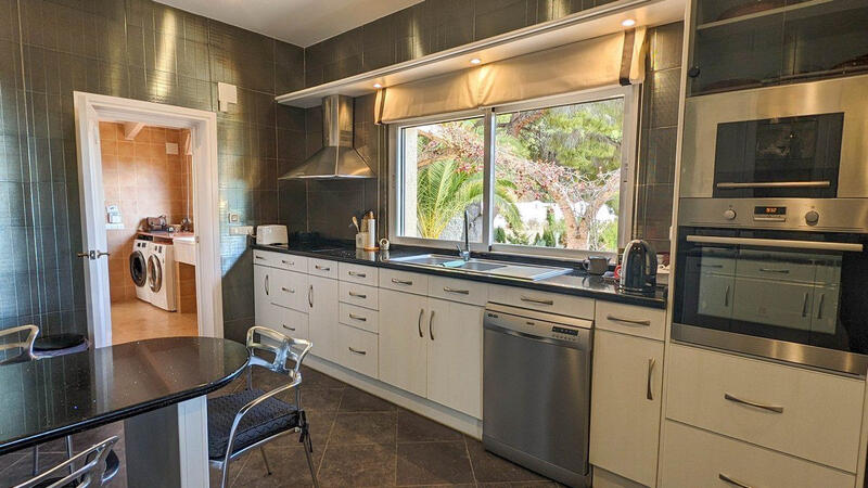 5 slaapkamer Villa Te koop