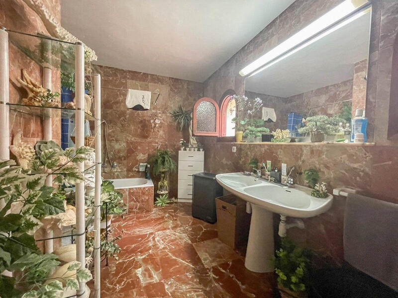 4 slaapkamer Villa Te koop