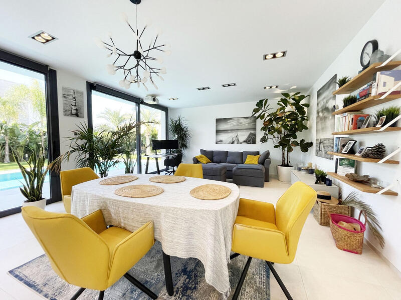 2 Cuarto Villa en venta