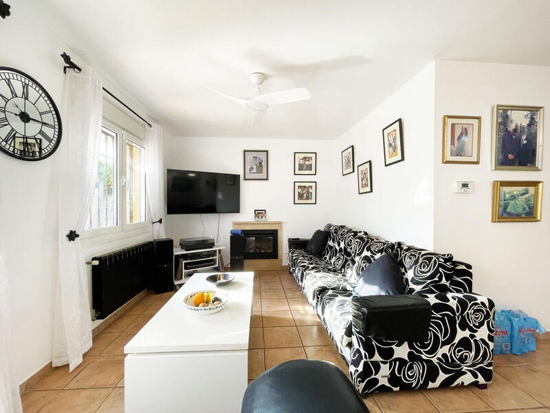 3 спальная комната вилла продается