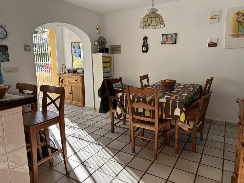 4 Schlafzimmer Stadthaus zu verkaufen