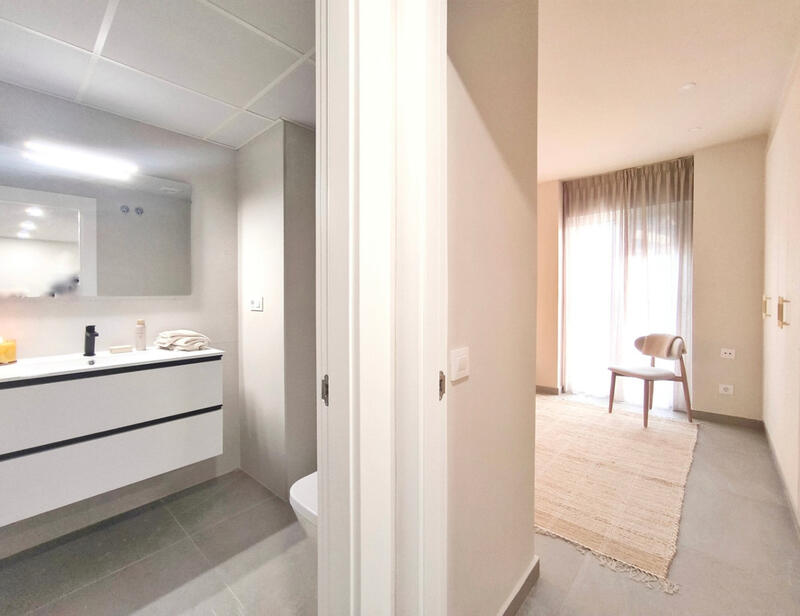 2 bedroom Apartment for sale