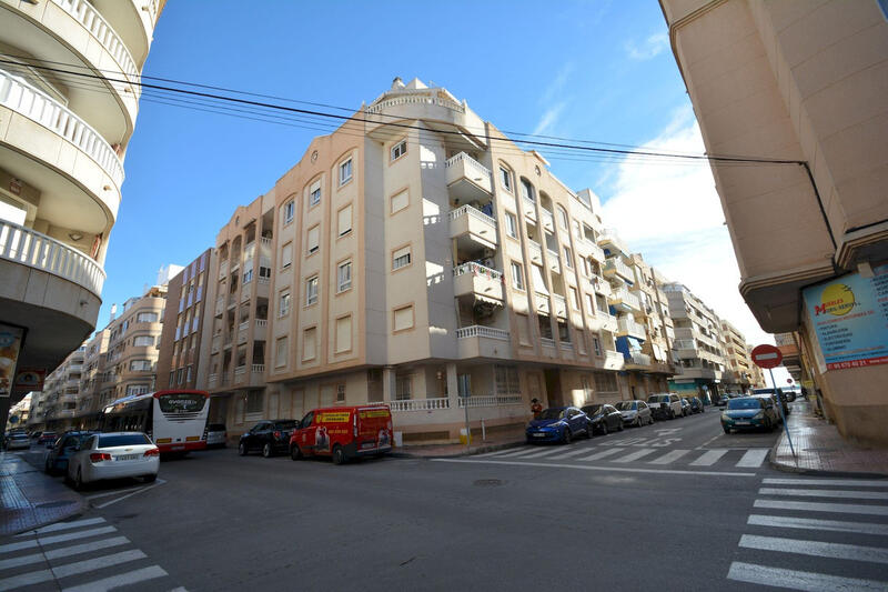 Lejlighed til salg i Torrevieja, Alicante