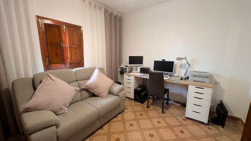 3 bedroom Country House for sale