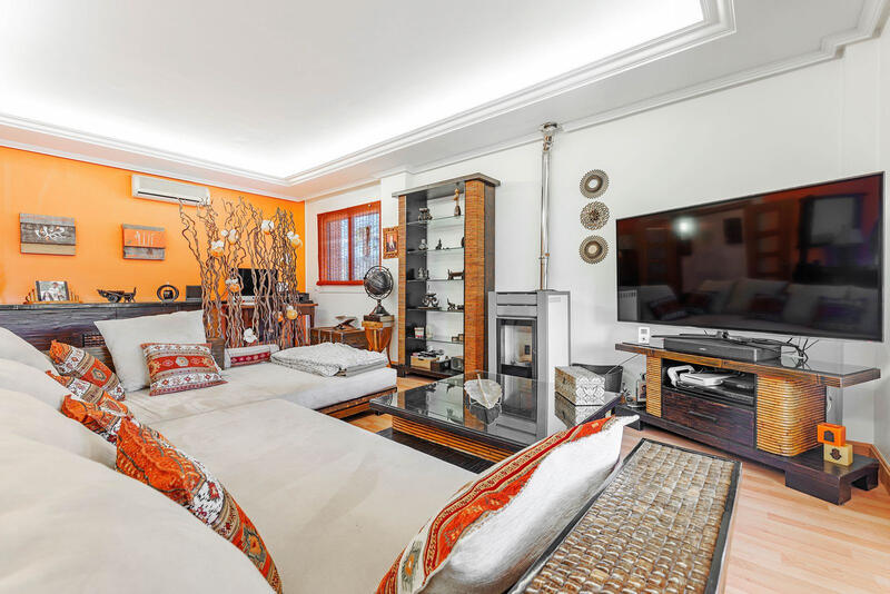 5 bedroom Villa for sale