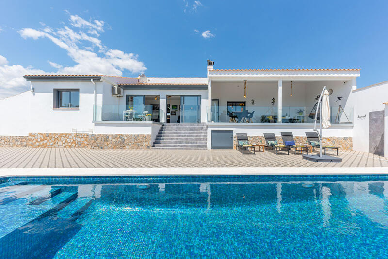 4 slaapkamer Villa Te koop