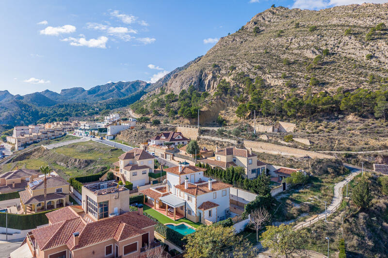 6 sovrum Villa till salu