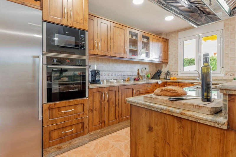 6 sovrum Villa till salu