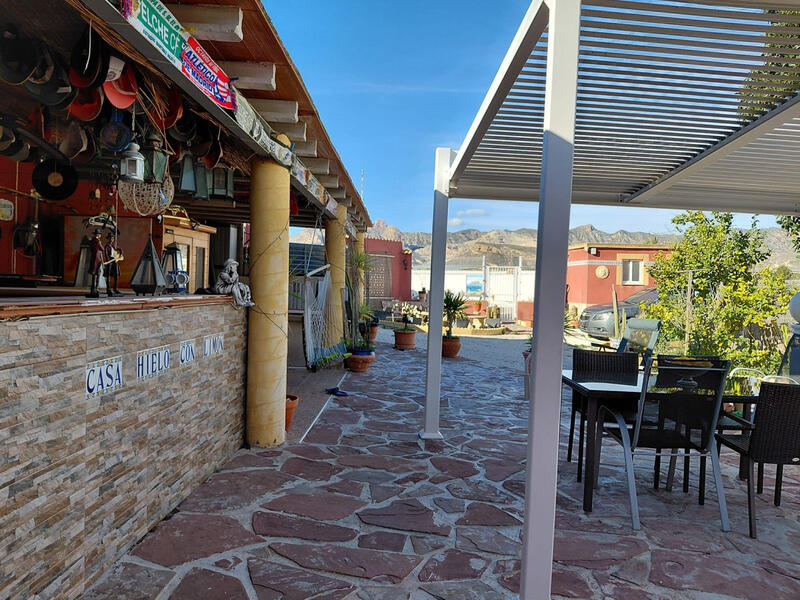 3 chambre Auberge à vendre