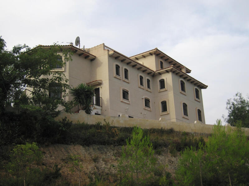 10 chambre Auberge à vendre