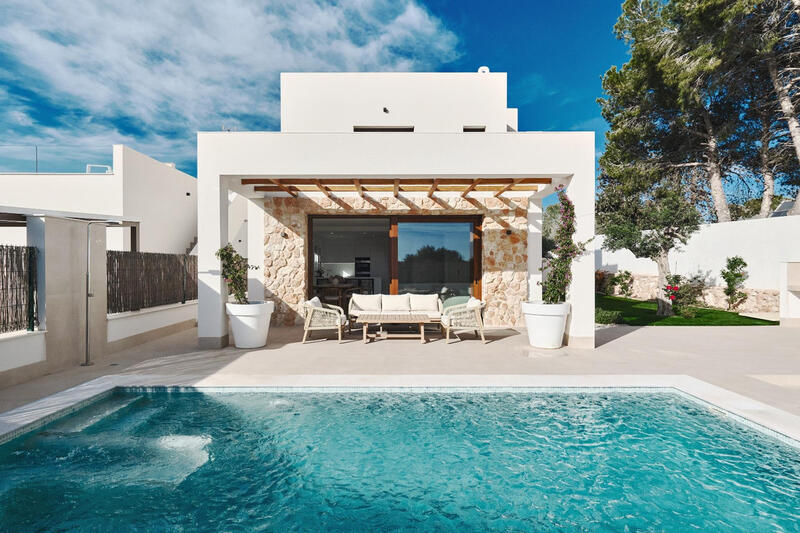 Villa zu verkaufen in Campoamor, Alicante
