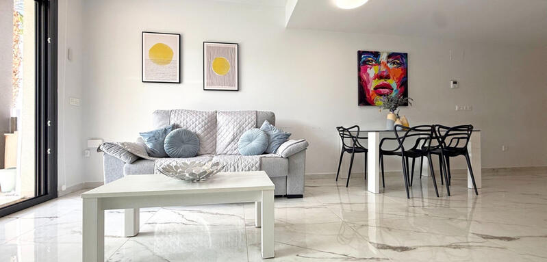 2 slaapkamer Appartement Te koop