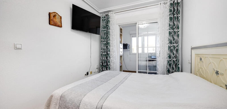 3 slaapkamer Gezinswoning Te koop