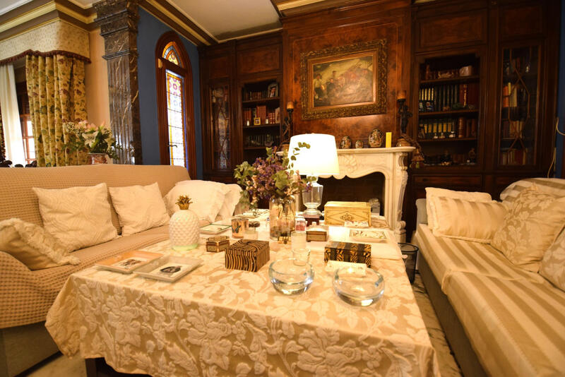 9 bedroom Villa for sale