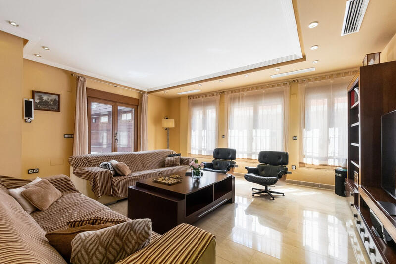 4 soveværelse Villa til salg