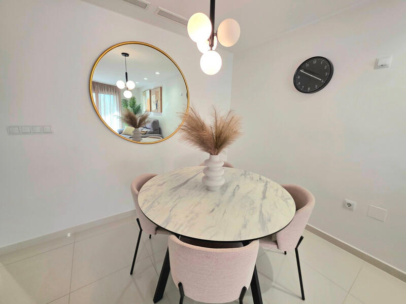 2 Schlafzimmer Appartement zu verkaufen