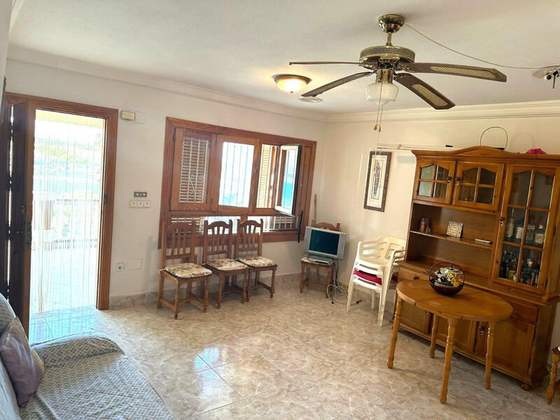 4 Cuarto Villa en venta