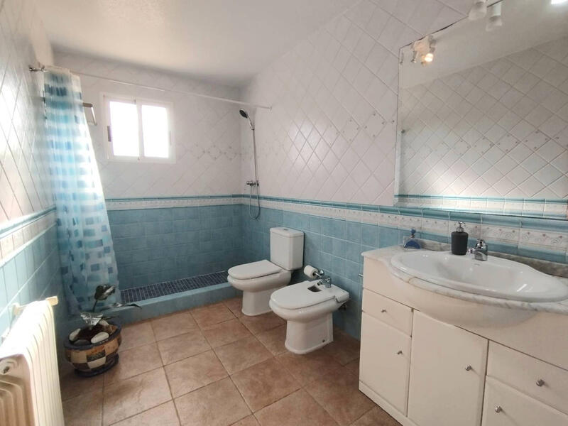 6 Cuarto Villa en venta