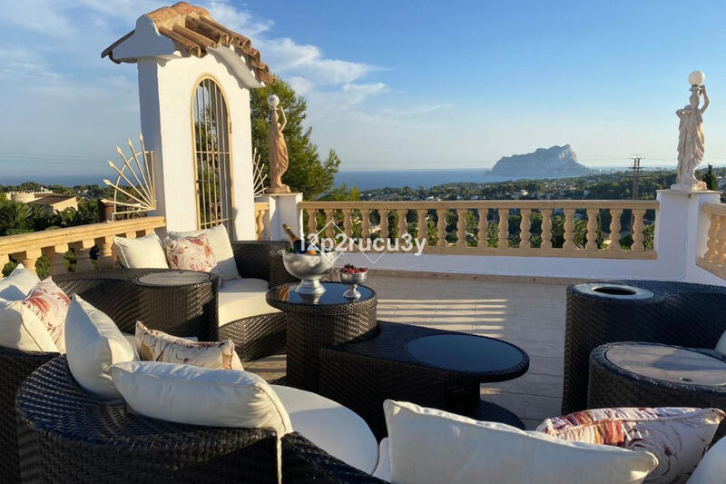 4 slaapkamer Villa Te koop