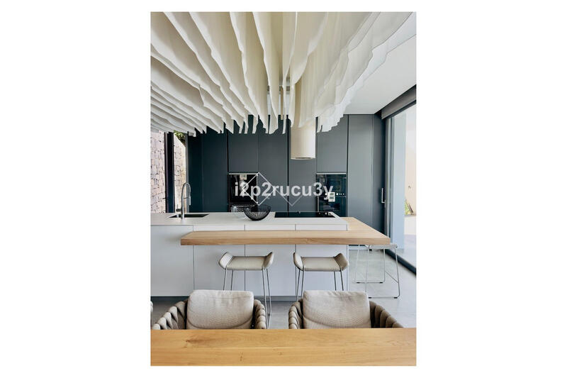 4 sovrum Villa till salu