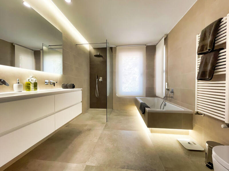 8 sovrum Villa till salu