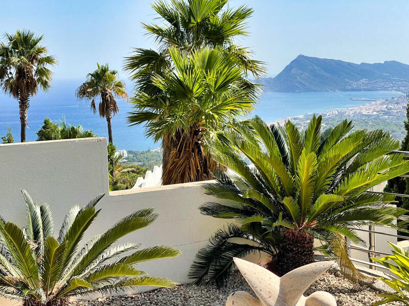 8 sovrum Villa till salu