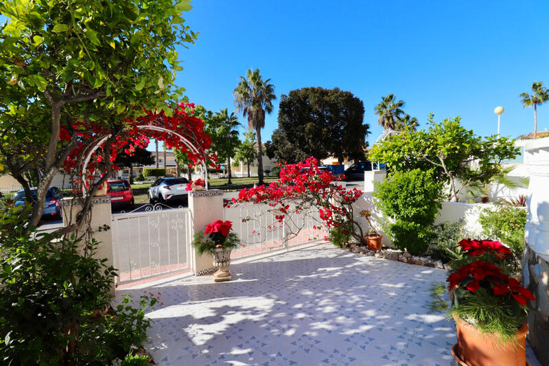 3 soveværelse Byhus til salg