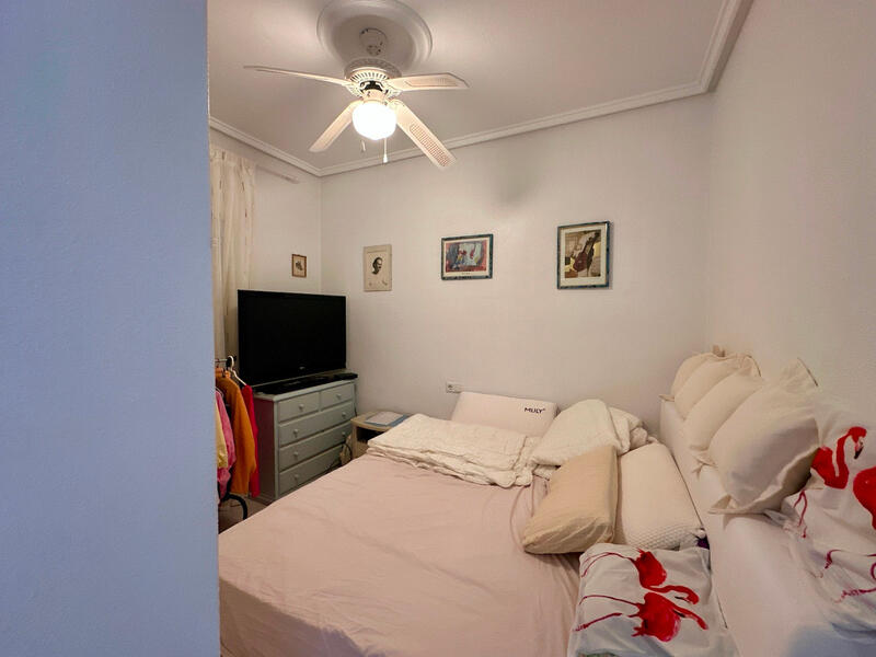 2 slaapkamer Gezinswoning Te koop