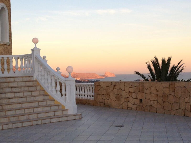 8 soveværelse Villa til salg