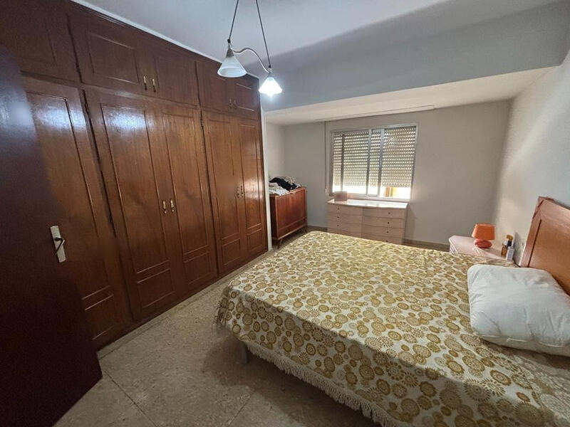 4 slaapkamer Appartement Te koop