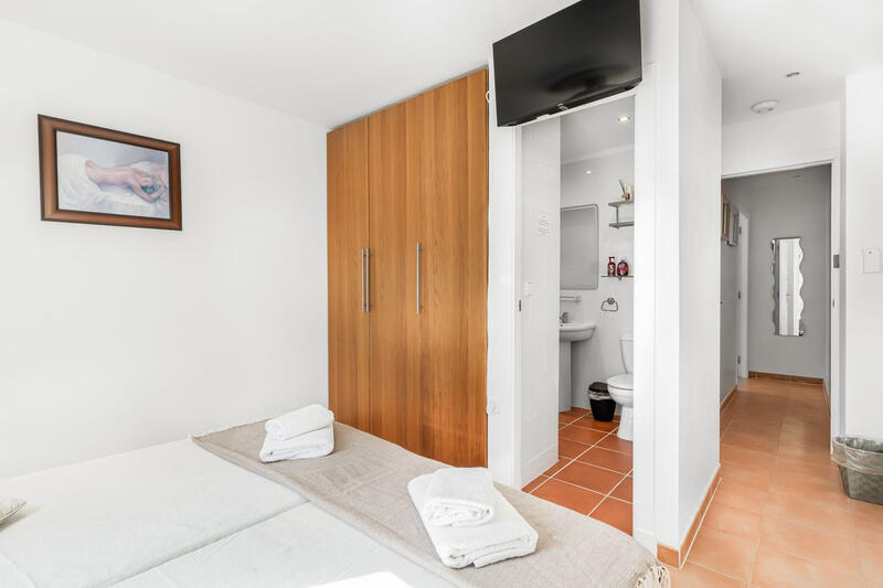 8 sovrum Villa till salu