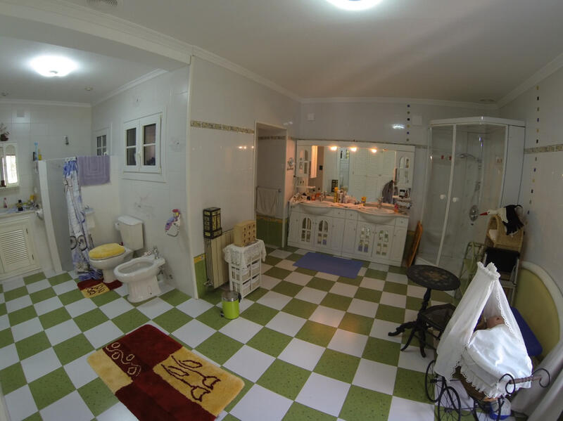 6 slaapkamer Villa Te koop