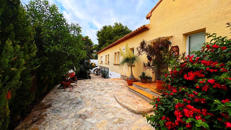 4 Cuarto Villa en venta