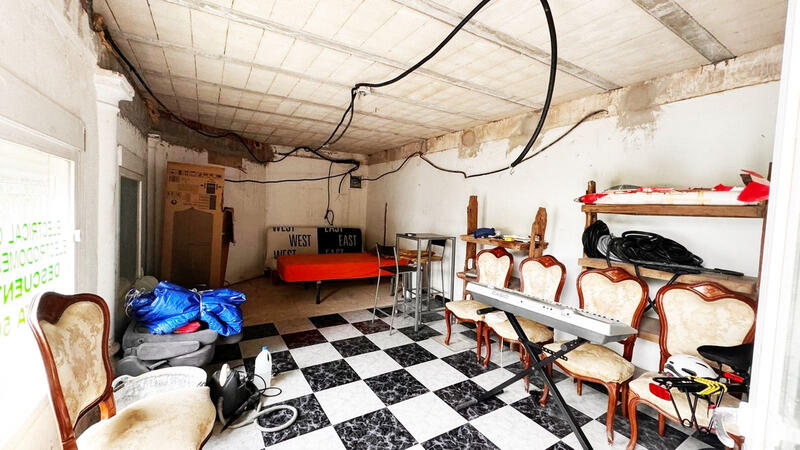 4 Cuarto Villa en venta