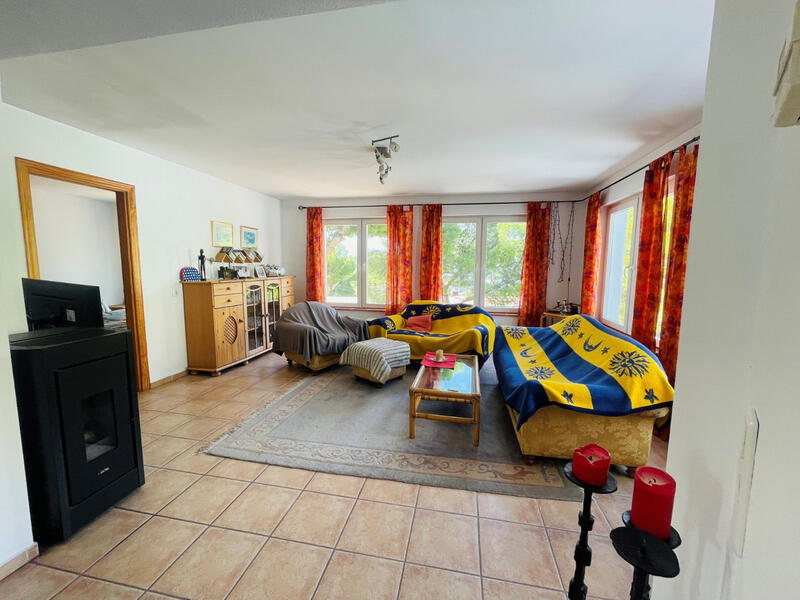 6 спальная комната вилла продается