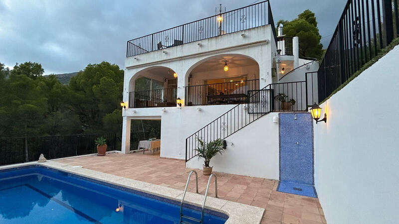 Villa till salu i Altea, Alicante