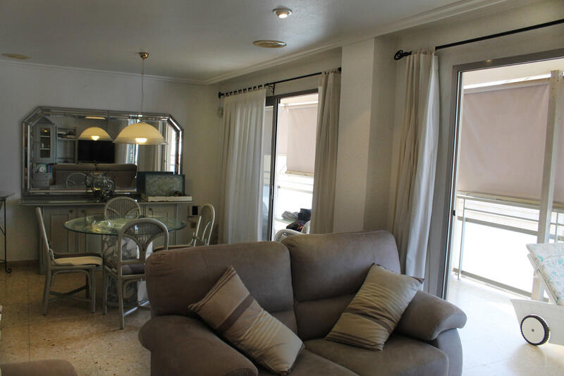 4 bedroom Apartment for sale