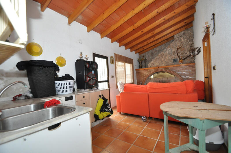 5 bedroom Country House for sale