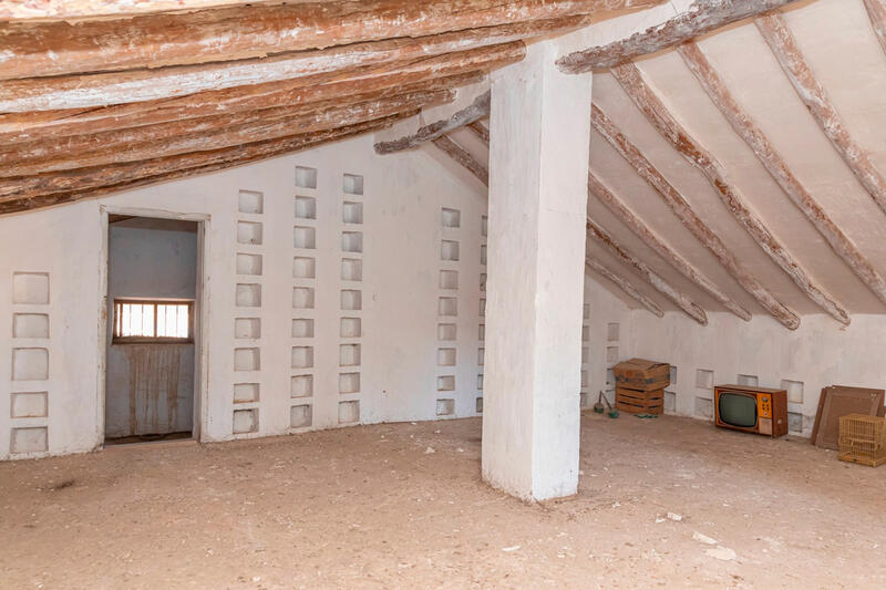 7 bedroom Villa for sale