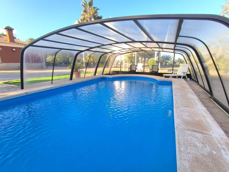 5 bedroom Villa for sale