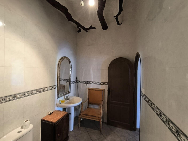 8 Cuarto Villa en venta