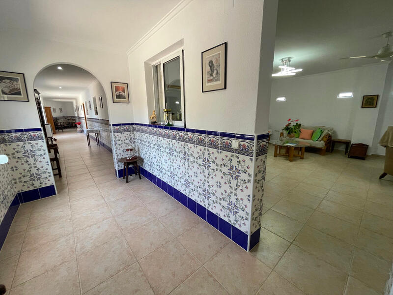 4 bedroom Villa for sale