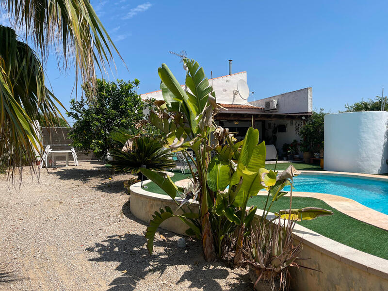 4 bedroom Villa for sale