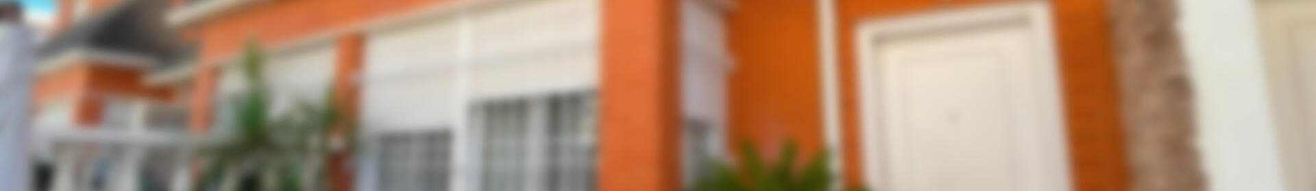 4 bedroom Townhouse for sale