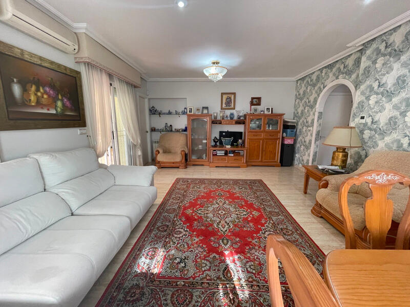 4 slaapkamer Villa Te koop