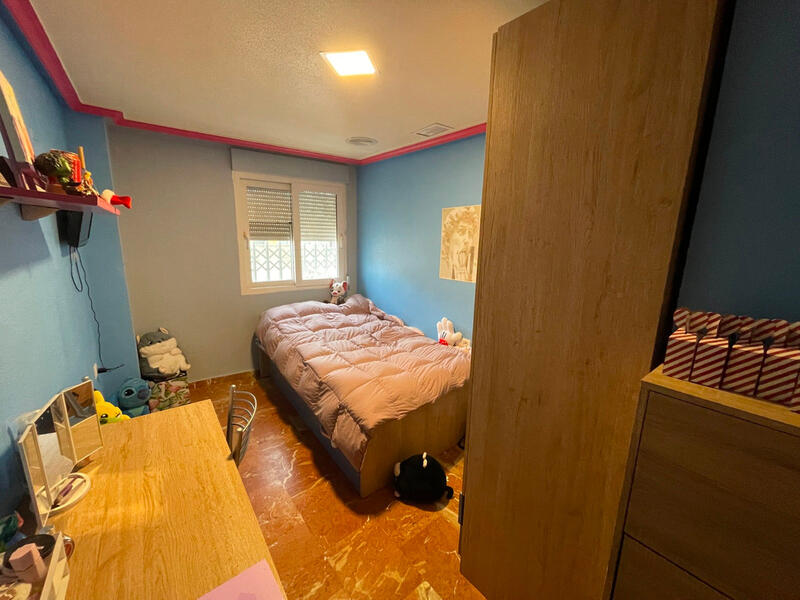 4 slaapkamer Appartement Te koop