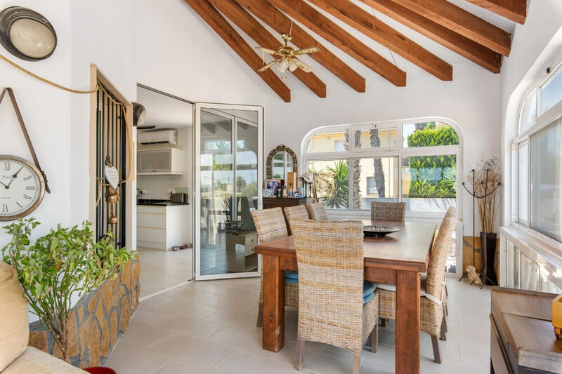 4 bedroom Villa for sale