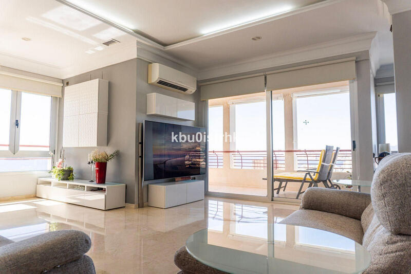 6 bedroom Apartment for sale